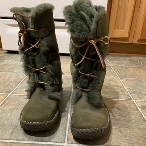 Olive Shearling  Born Boot